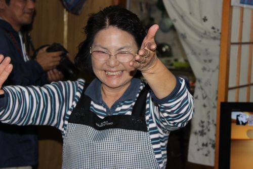 11月25日(金) 久米島 高級な海洋深層水の塩100%使用した早苗さんのこだわりの久米島味噌作り体験