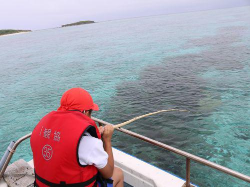10月21日(金) 伊是名島 昔ながらの竹竿釣り体験