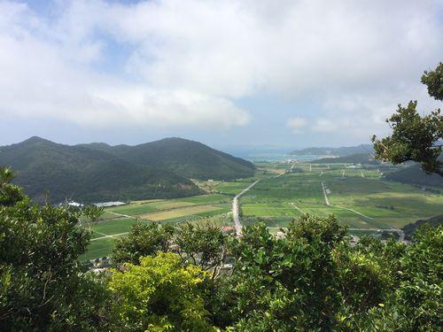 ＊腰岳林道散策（島のスイーツを休憩で食べる）