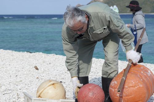 自然は勝手にキレイにならない！阿嘉島の保全につながるビーチクリーン・フィールドクリーンツアー